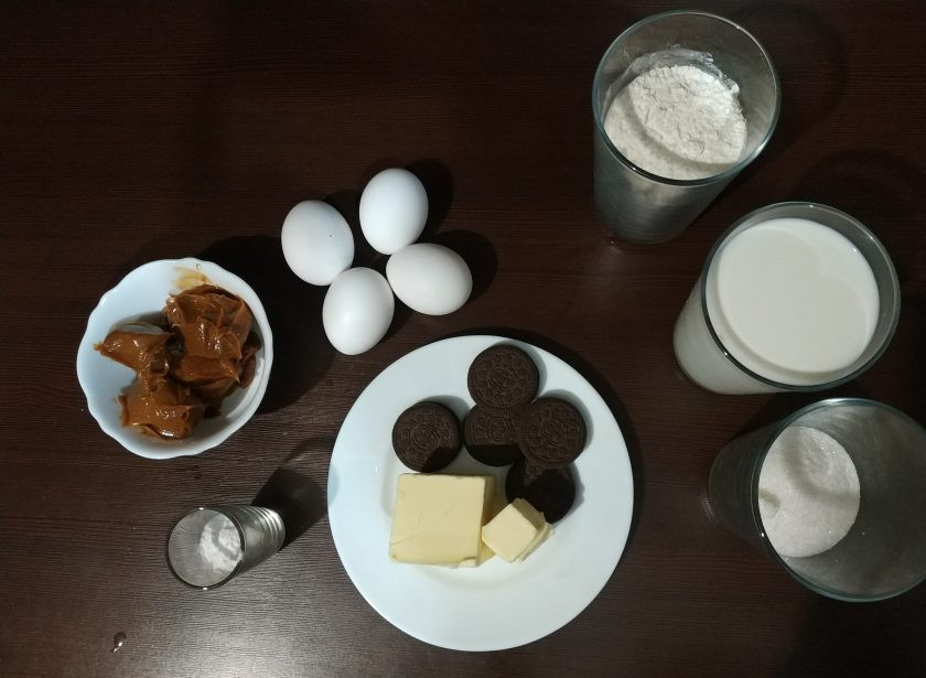 1. Этап. Торт Карамельная девочка: Подготовьте все ингредиенты для торта.