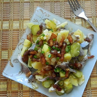 Салат с сельдью по-цёблицки