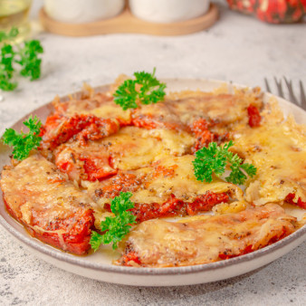 Тыква запеченная с травами и сыром