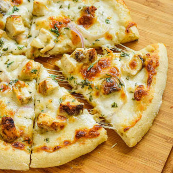 Chicken Alfredo Pizza
