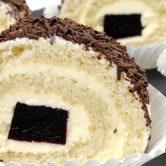 Бисквитный рулет с желе