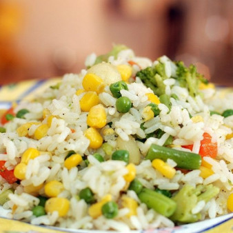 Гарнир из басмати и овощей