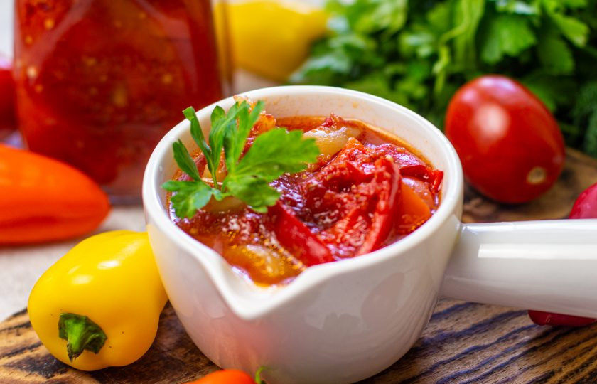 1. Этап. Мамино лечо: Подавайте лечо остывшим. Приятного аппетита!