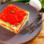 Слоеный салат с красной икрой