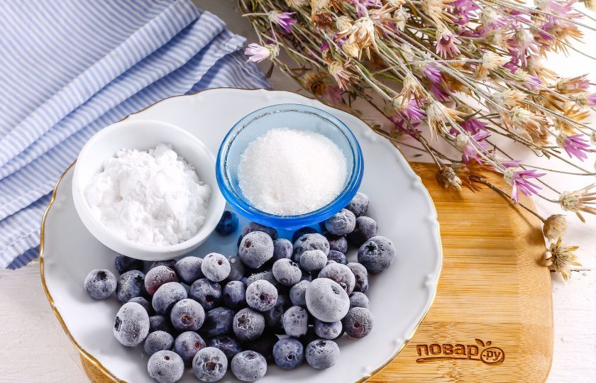 1. Этап. Кисель из голубики: Подготовьте указанные ингредиенты.