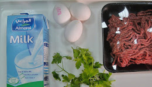 1. Этап. Омлет с мясным фаршем: Подготовить продукты.