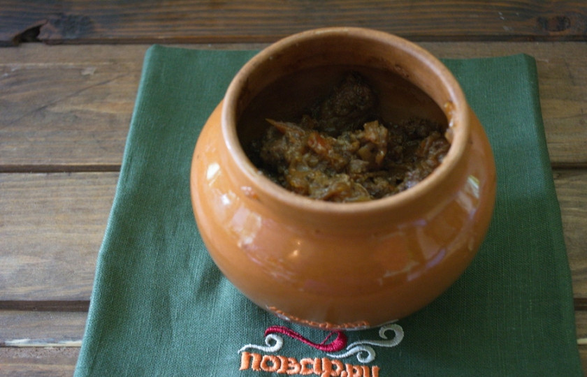 1. Этап. Диетическое мясо: Через 1,5-2 часа мясо будет готово и распадаться на волокна, при этом оно сохранит свою форму, будет вкусным и ароматным.