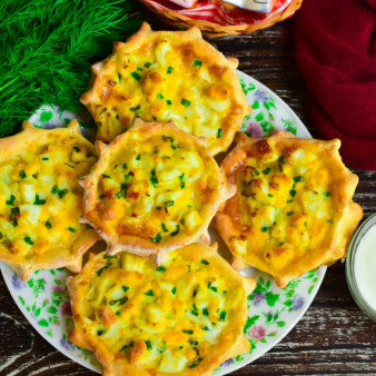 Перепичи с луком и яйцом