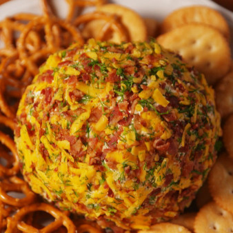 Dill Pickle Cheeseball