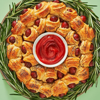 Pigs In A Blanket Wreath