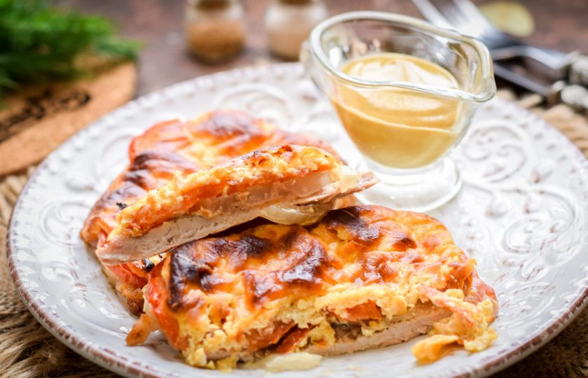 1. Этап. Мясо по-французски с горчичным соусом: Мясо по-французски с горчичным соусом готово.