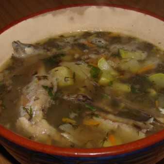 Уха из мойвы