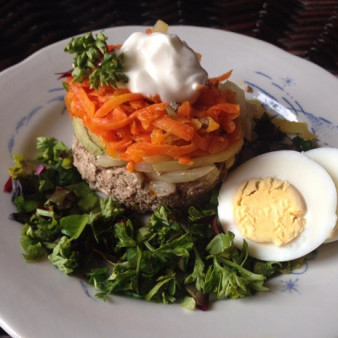 Салат из печени и моркови