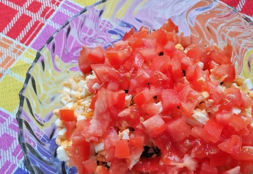 1. Этап. Салат Юбилей: помидоры и