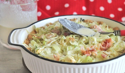 1. Этап. Киш «Осень»: С помощью ложки полить заливкой равномерно начинку