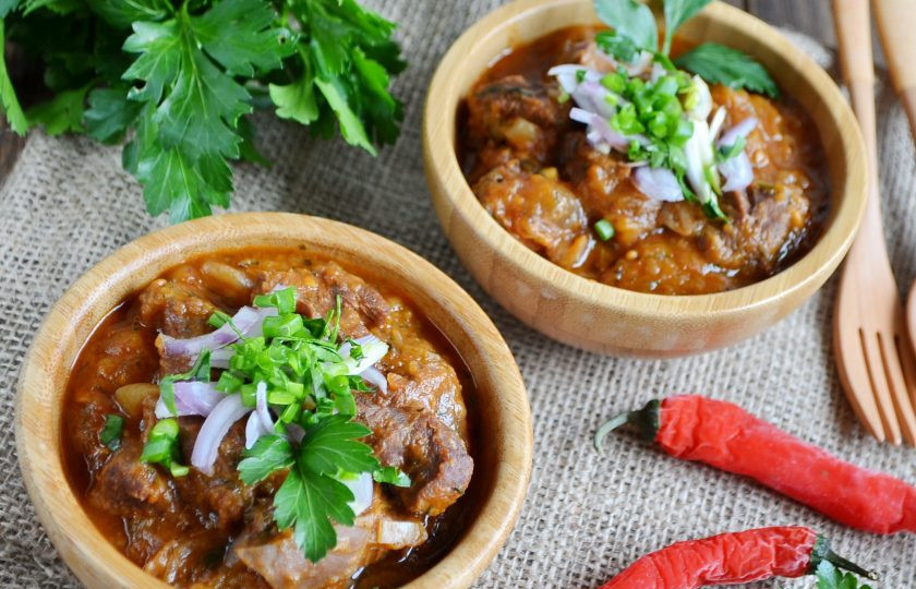 1. Этап. Чашушули по-грузински из говядины: 9. Подайте к мясу лаваш, чтобы вымакивать вкуснейший соус, гарнир не требуется. Приятного!