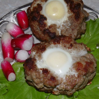 Мясные гнезда.