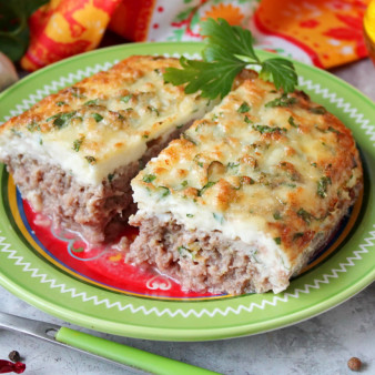 Фарш с кабачком и чесноком