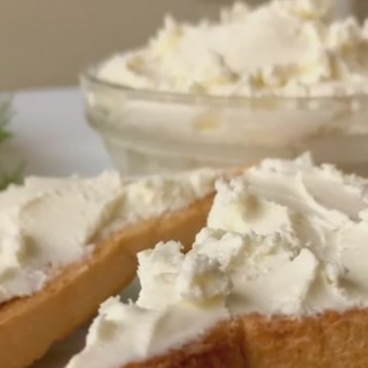 Сыр Филадельфия (легкий и вкусный рецепт)