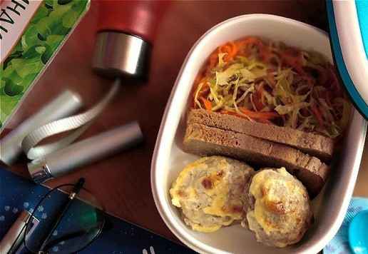 1. Этап. Запечённые котлеты из индейки с кориандром: Отличный перекус.