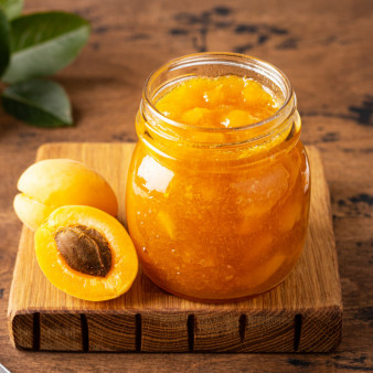 Варенье из абрикосов с кофе