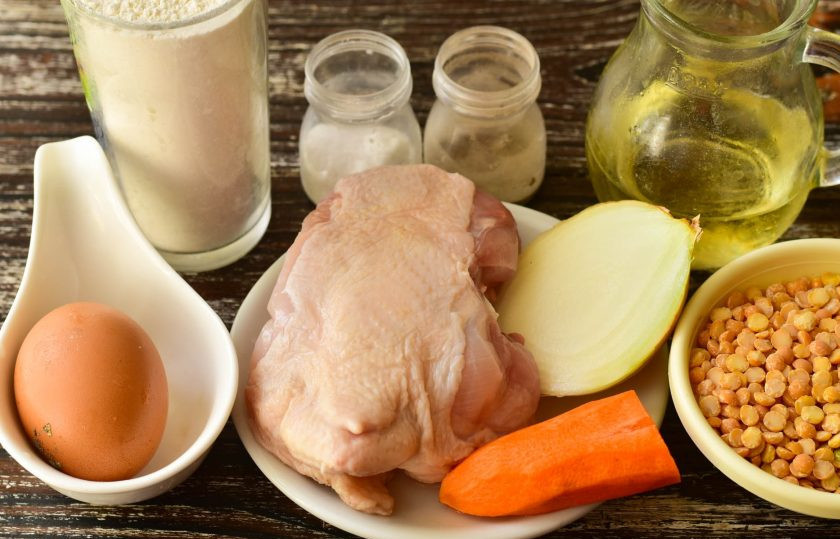 1. Этап. Гороховый суп с лапшой: Подготовьте ингредиенты.