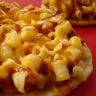 BBQ Chicken Mac n' Cheese Pizza