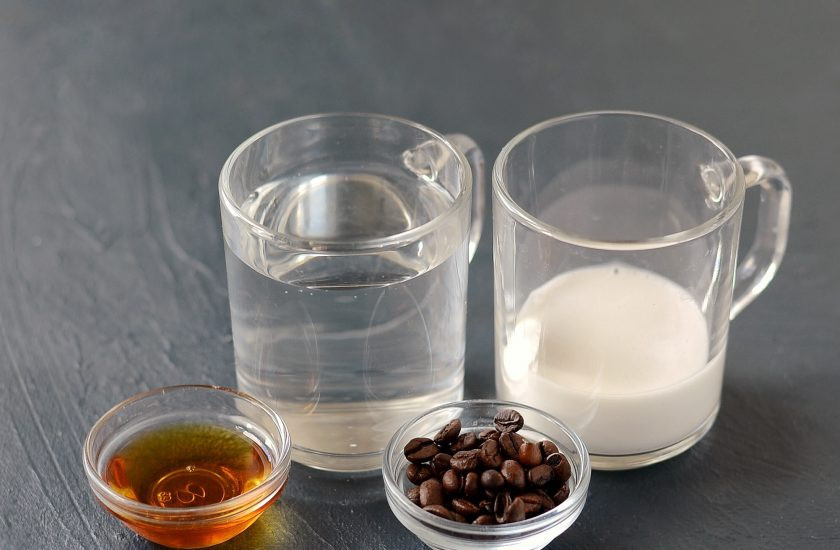 1. Этап. Кокосовый Колд брю: Подготовьте все ингредиенты.