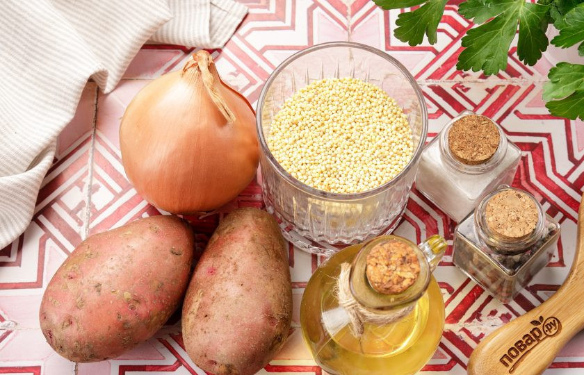 1. Этап. Пшённая каша с картофелем: Подготовьте все ингредиенты.