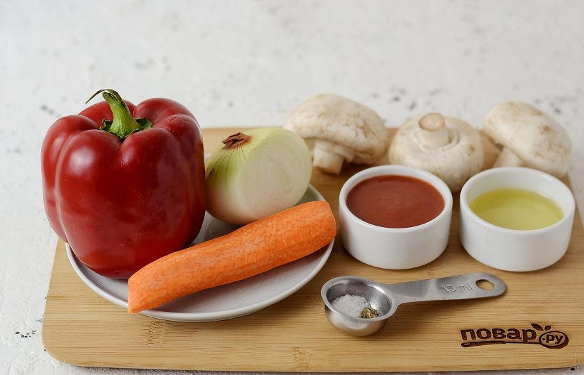 1. Этап. Грибная аджика: Подготовьте все ингредиенты.