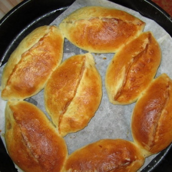 Пирожки печеные с мясом