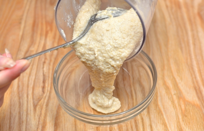 1. Этап. Крем из кешью: Выложите крем из кешью в красивую чашечку. Приятного аппетита.