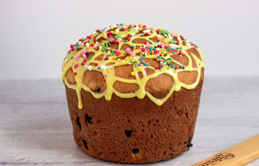 1. Этап. Простая пасха: Украсьте декором на свой вкус.