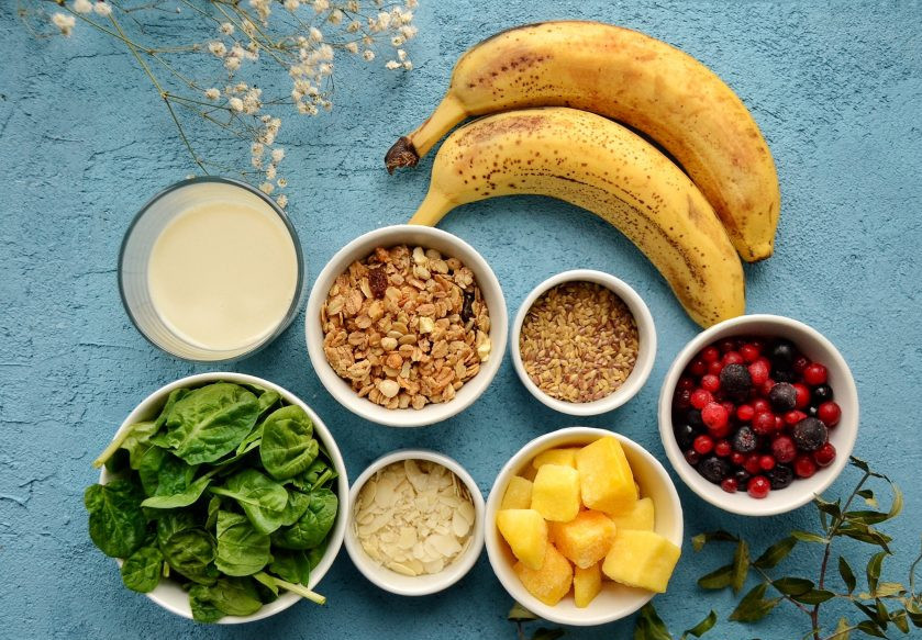 1. Этап. Смузи боул: Подготовьте необходимые ингредиенты.