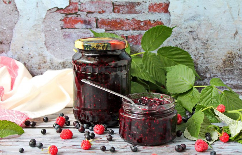 1. Этап. Варенье из малины с черникой: Приятных заготовок!