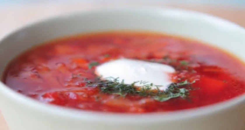 1. Этап. Борщ классический домашний: 7. Дайте борщу настояться 40 минут. Подавайте со сметаной. Приятного аппетита!