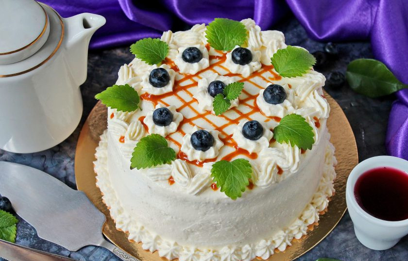 1. Этап. Морковный торт с карамелью: Приятного аппетита!