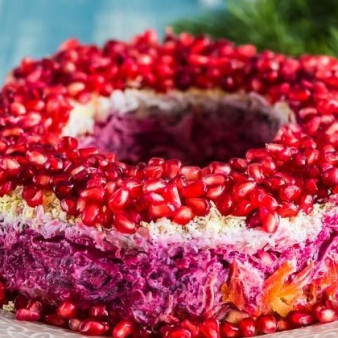 Салат Гранатовый брасллет (простой рецепт)