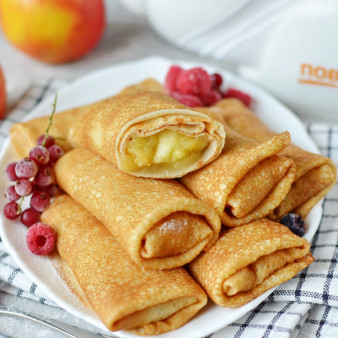 Блинчики с фруктовой начинкой