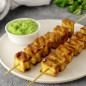 Шашлык из тофу с соусом из кинзы