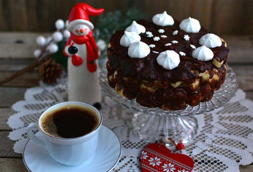 1. Этап. Торт из кукурузных палочек: С чашечкой кофе такой тортик очень хорош!