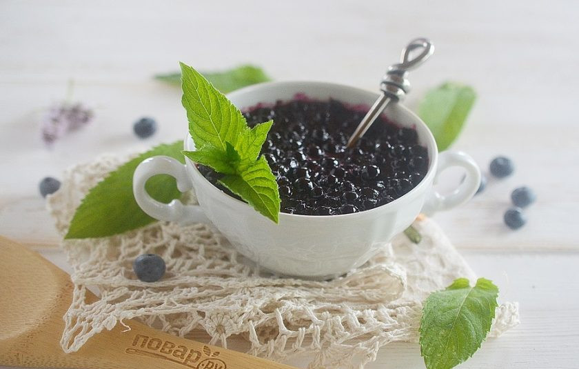 1. Этап. Варенье из голубики (на зиму): 4. Охладите и разложите по банкам. Приятного чаепития!