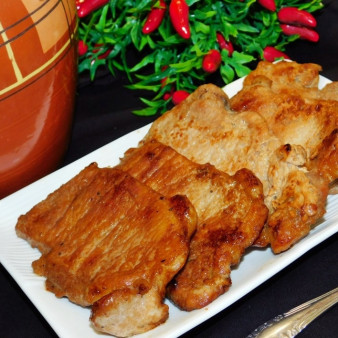 Свиные медальоны в соевом соусе