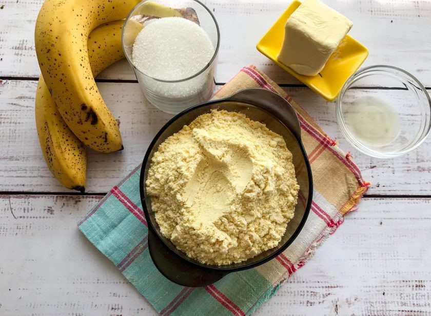 1. Этап. Банановые пряники: Подготовьте все необходимые ингредиенты.