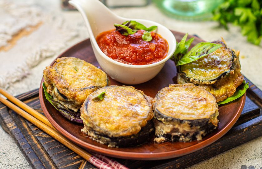 1. Этап. Баклажаны с фаршем по-китайски: Наши баклажаны с фаршем по-китайски готовы! Подавайте их с соевым соусом или с любым другим.