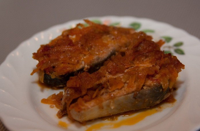 1. Этап. Горбуша под маринадом: Примерно через пол часика наша горбуша будет готова, а какой аромат будет стоять на кухне, словами не описать. Приятного аппетита всем!