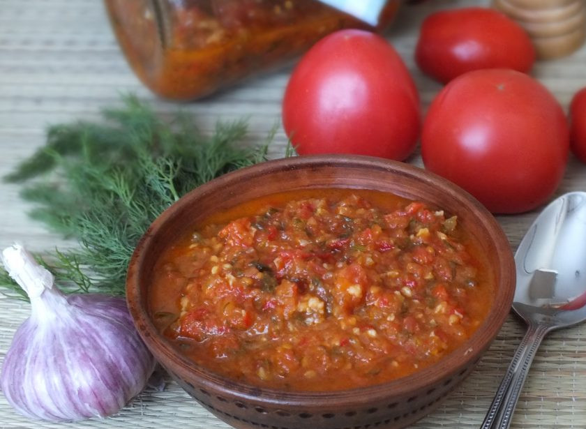 Кобра из помидоров 1. Этап. Кобра из помидоров: Из указанного количества продуктов получилась 1 баночка объемом 0,75 литра. Вкусных вам заготовок!