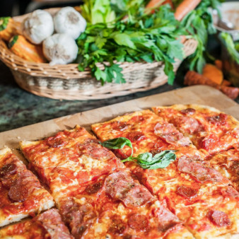 Пицца дрожжевая