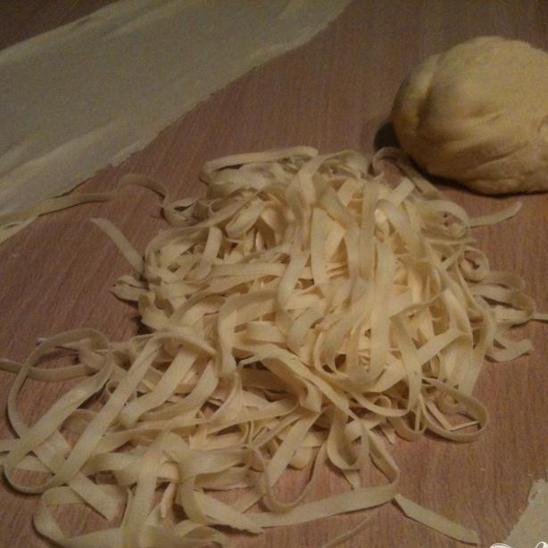 1. Этап. Домашние итальянские макароны (лапша): Получились отличные макарошки)