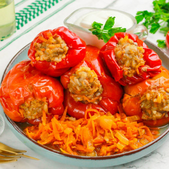 Замороженные фаршированные перцы в мультиварке